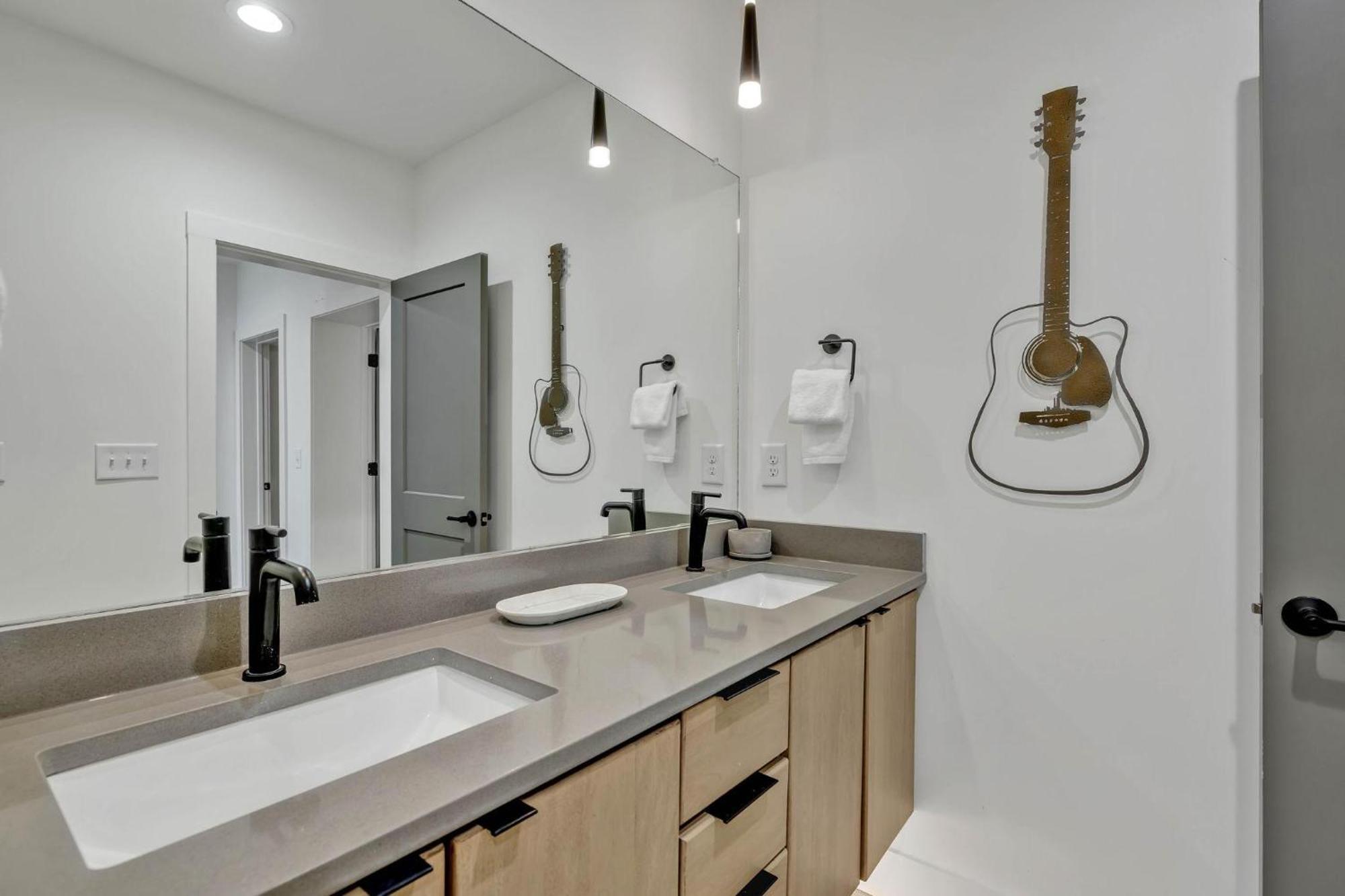 Villa Euphony - Designer Furnishings - 5 Mins To Broadway Nashville Exterior foto